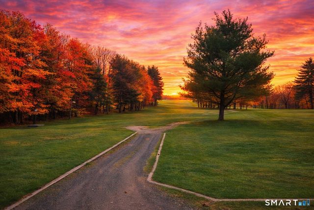 7 Maple Lane 7, Avon, CT 06001