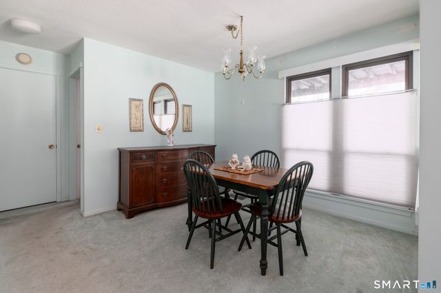 7 Maple Lane 7, Avon, CT 06001