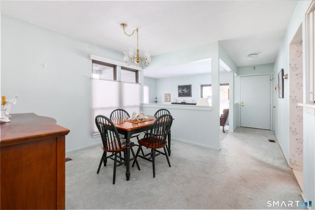 7 Maple Lane 7, Avon, CT 06001