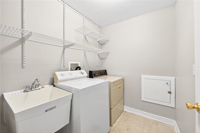 4 Dogwood Drive, Canton Twp, PA 15301