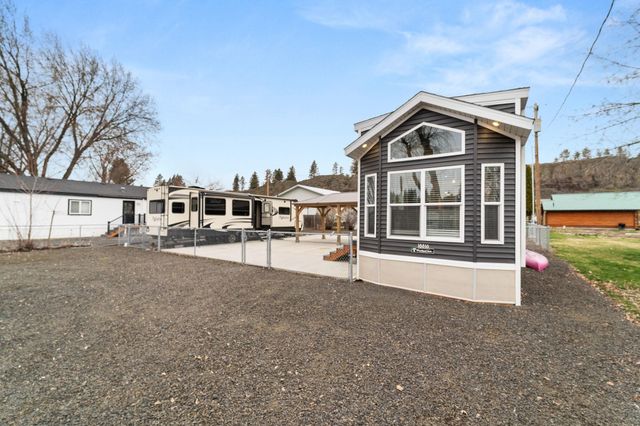 18816 W Pommier Rd, Cheney, WA 99004
