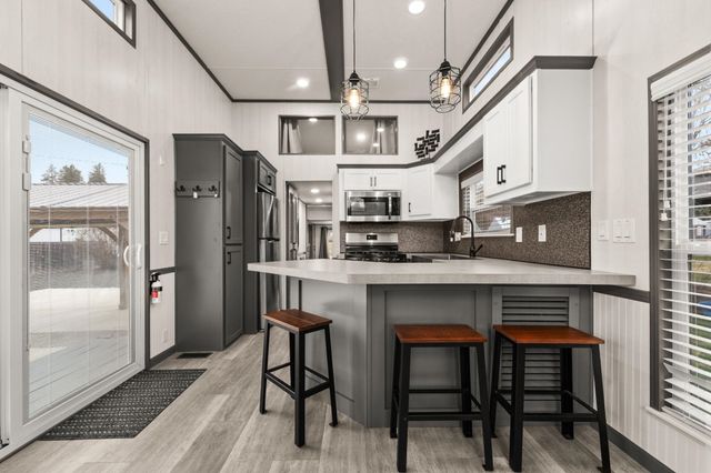 18816 W Pommier Rd, Cheney, WA 99004