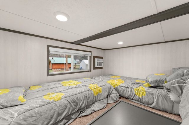 18816 W Pommier Rd, Cheney, WA 99004