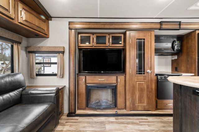 18816 W Pommier Rd, Cheney, WA 99004
