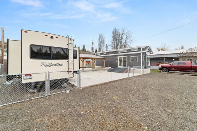 18816 W Pommier Rd, Cheney, WA 99004