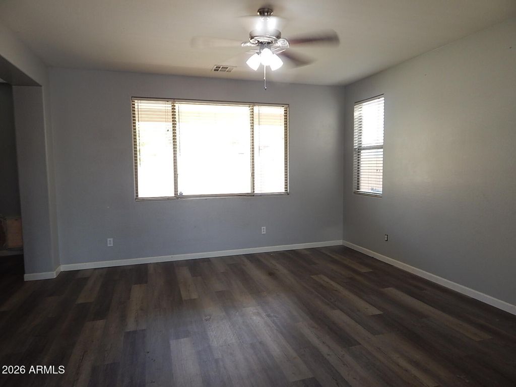 17462 W BANFF Lane, Surprise, AZ 85388 — photo 3