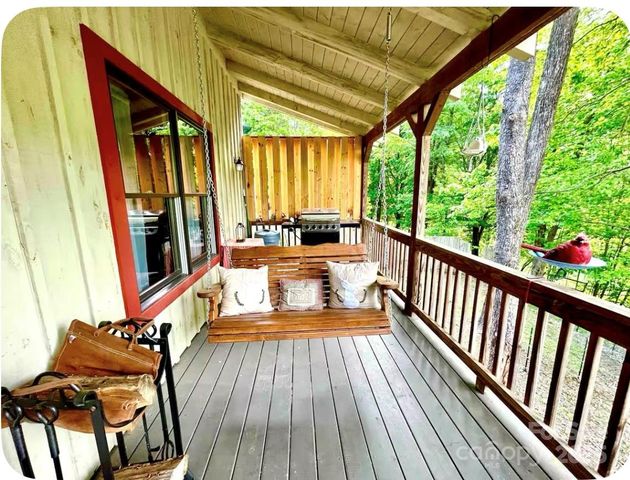 71 Maggie Lane, Maggie Valley, NC 28751