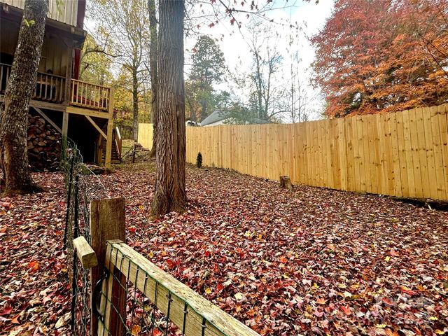 71 Maggie Lane, Maggie Valley, NC 28751