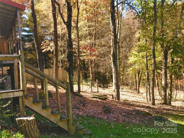 71 Maggie Lane, Maggie Valley, NC 28751