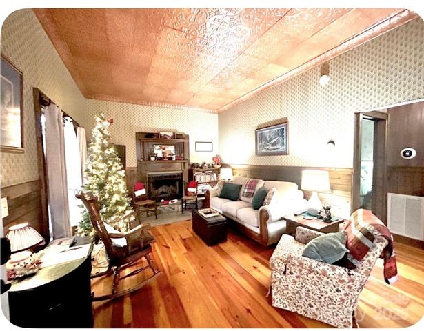 71 Maggie Lane, Maggie Valley, NC 28751