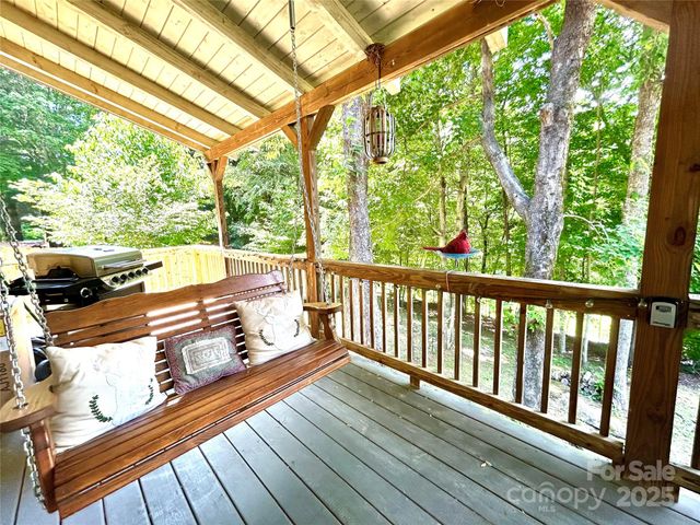 71 Maggie Lane, Maggie Valley, NC 28751