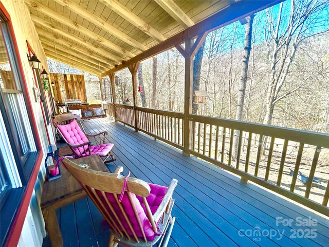 71 Maggie Lane, Maggie Valley, NC 28751