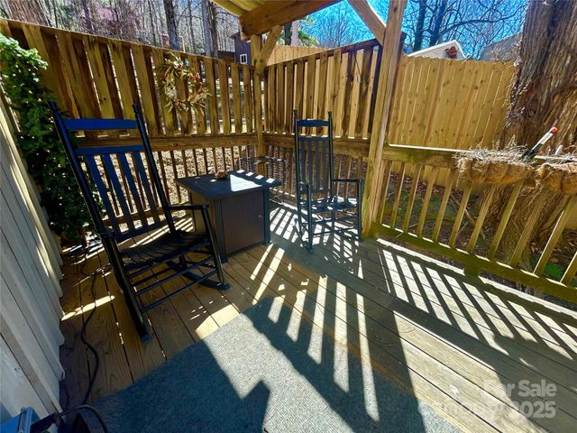 71 Maggie Lane, Maggie Valley, NC 28751