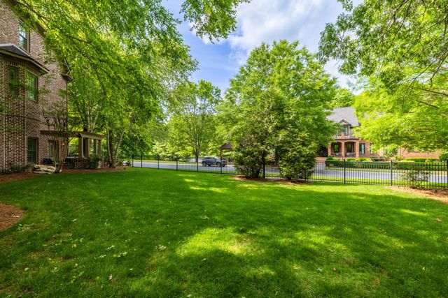 106 Chatfield Way, Franklin, TN 37067