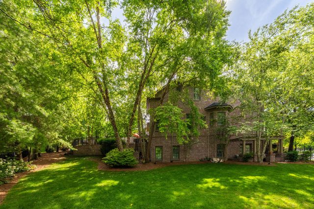 106 Chatfield Way, Franklin, TN 37067