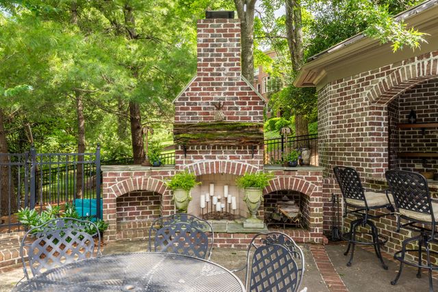 106 Chatfield Way, Franklin, TN 37067