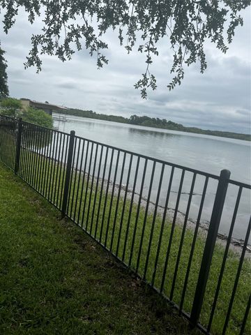 916 Kimbrough Road, Azle, TX 76020