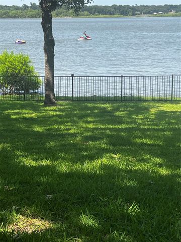 916 Kimbrough Road, Azle, TX 76020