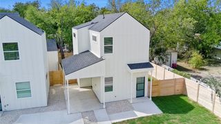 6107 Begonia CIR 2, Austin, TX 78741
