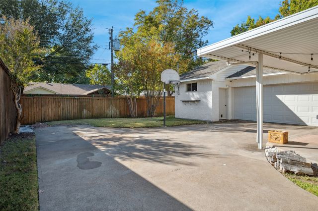 10040 Lakemere Drive, Dallas, TX 75238