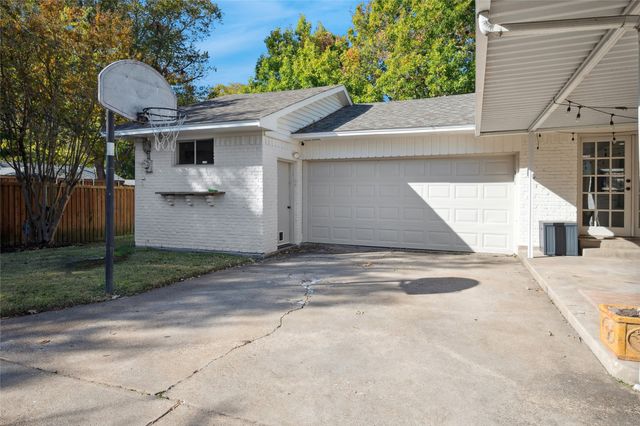 10040 Lakemere Drive, Dallas, TX 75238