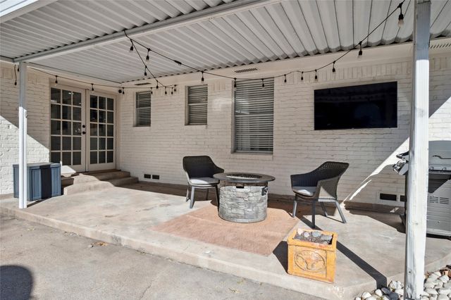 10040 Lakemere Drive, Dallas, TX 75238