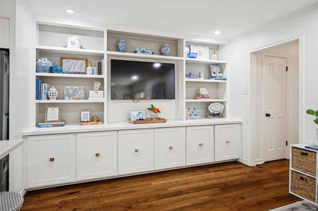 10040 Lakemere Drive, Dallas, TX 75238