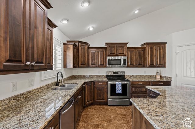 2246 N 225 W, Harrisville, UT 84414