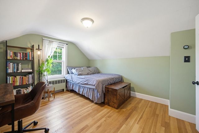 19 Holliston Street, Medway, MA 02053