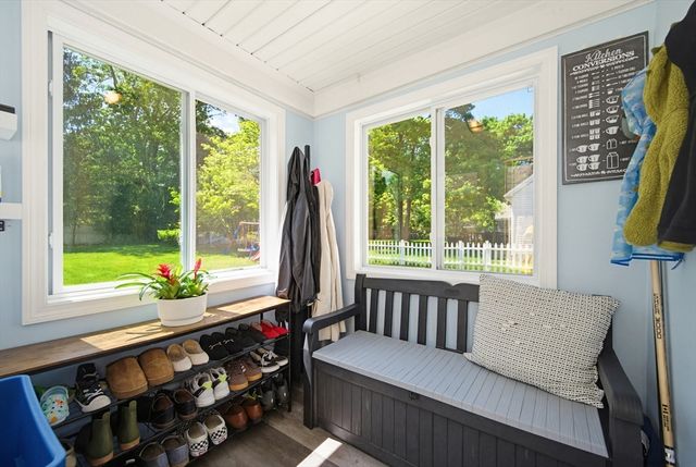 19 Holliston Street, Medway, MA 02053