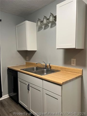 5725 Aftonshire Drive, Fayetteville, NC 28304