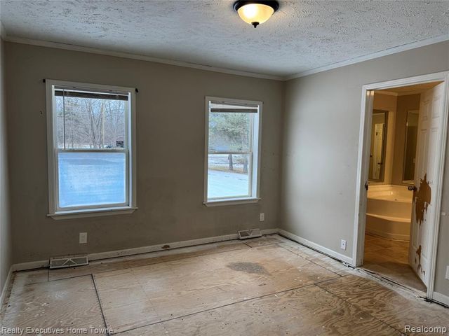 2045 Yeager Street, Port Huron, MI 48060