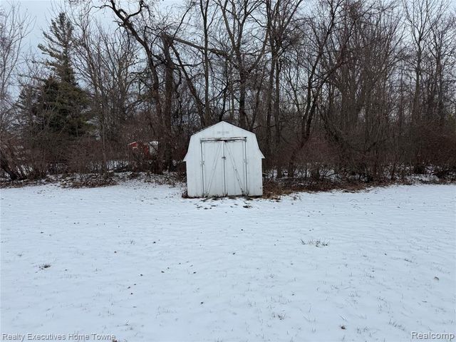 2045 Yeager Street, Port Huron, MI 48060