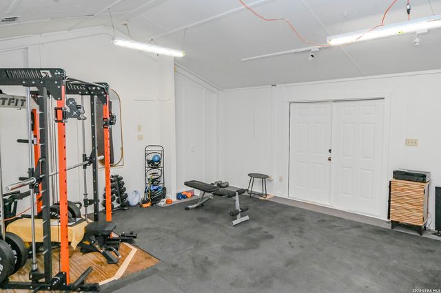 712 W TRAVIS ST, Fredericksburg, TX 78624