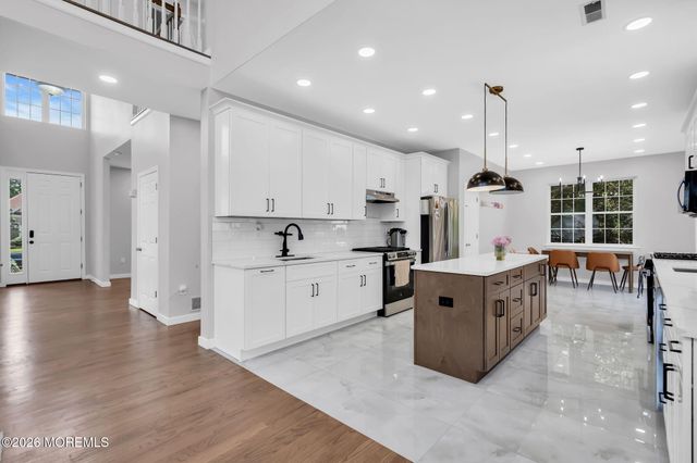 2 Muirwood Court, Jackson, NJ 08527