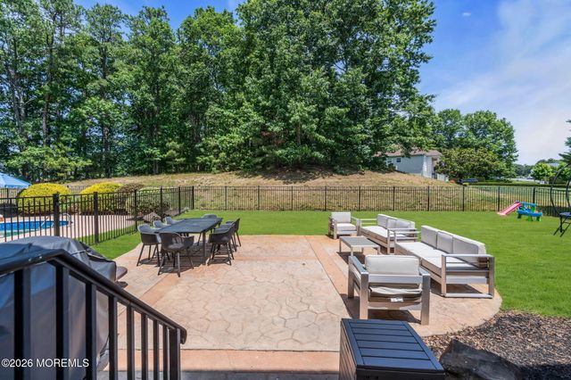 2 Muirwood Court, Jackson, NJ 08527