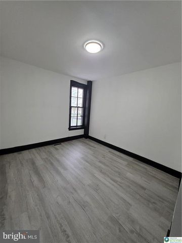 300 PINE ST, Reading, PA 19602