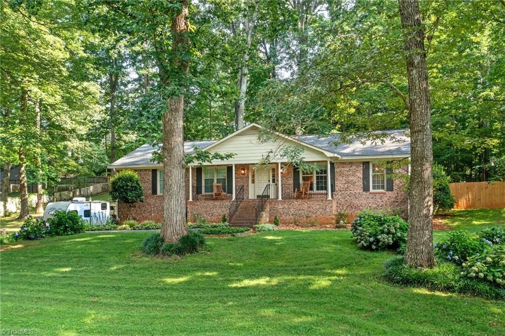 1470 Old Coach Road, Kernersville, NC 27284