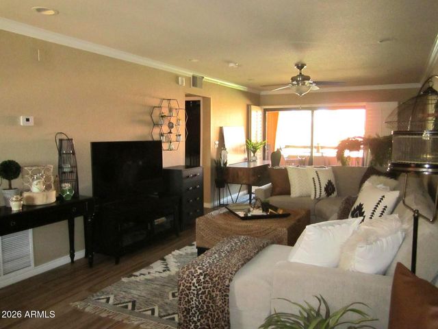 12212 N PARADISE VILLAGE Parkway S 347, Phoenix, AZ 85032
