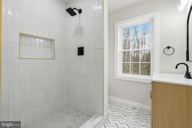 12219 RIVER RD, Remington, VA 22734