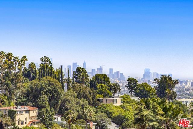 6383 Quebec Drive, Los Angeles, CA 90068