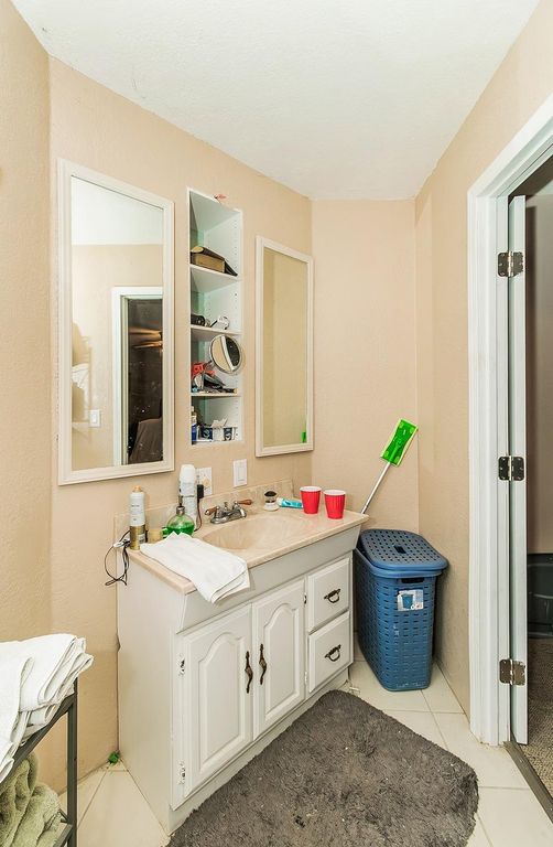 Image 22 of property listing at 40696 Oakwood Road, Madera, CA 93636