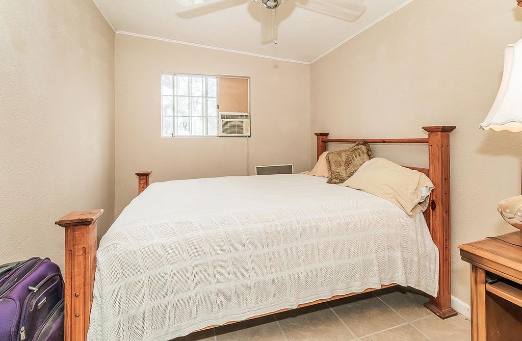 Image 24 of property listing at 40696 Oakwood Road, Madera, CA 93636