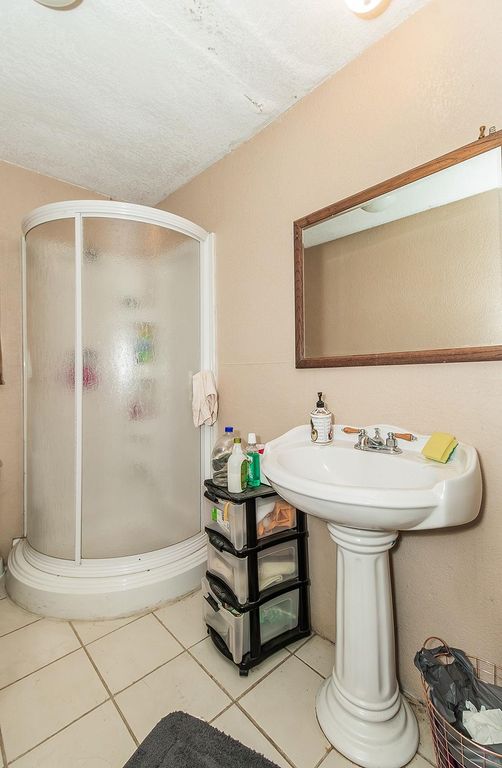 Image 26 of property listing at 40696 Oakwood Road, Madera, CA 93636