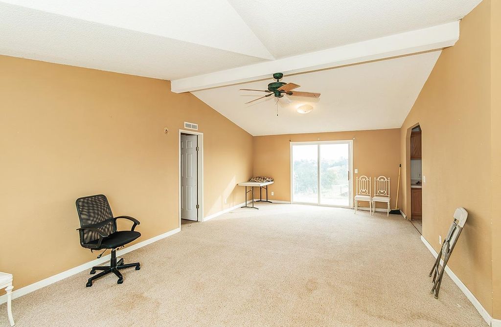 Image 38 of property listing at 40696 Oakwood Road, Madera, CA 93636