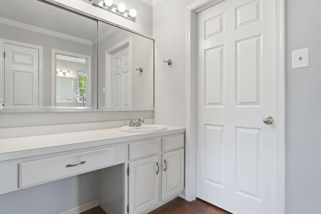 625 TEICH DR, Yardley, PA 19067