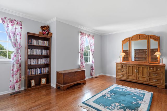 625 TEICH DR, Yardley, PA 19067