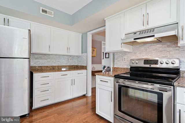 625 TEICH DR, Yardley, PA 19067