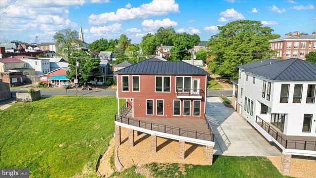 1111 SOPHIA ST, Fredericksburg, VA 22401