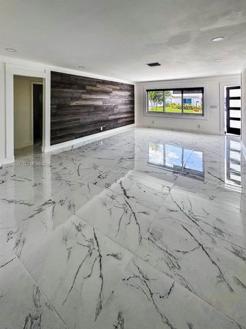 1009 Leisure Ln, Boynton Beach, FL 33426